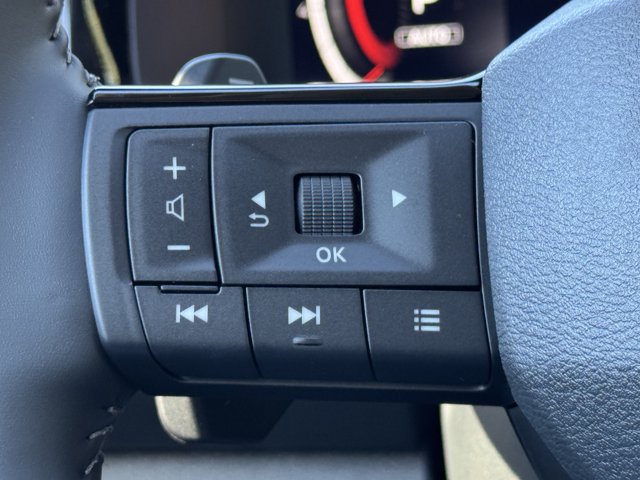 New 2026 Nissan Pathfinder SL AWD/4WD image 13