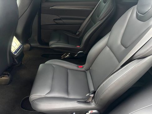 Used 2023 Tesla Model X Plaid image 14