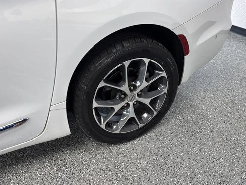 Used 2021 Chrysler Pacifica Limited w/ Uconnect Theater Family Group AWD/4WD image 48