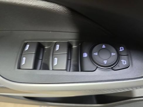 New 2026 Chevrolet Trax RS w/ Driver Confidence Package FWD image 28