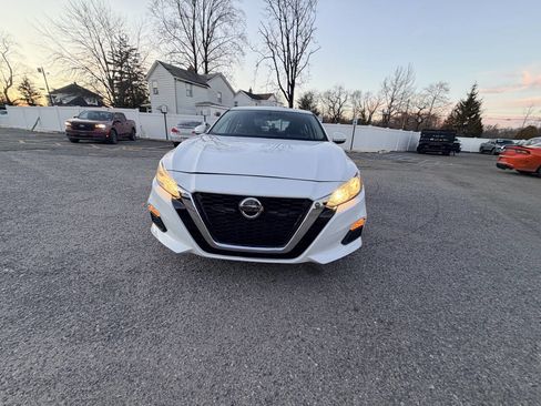 Used 2020 Nissan Altima 2.5 S image 3