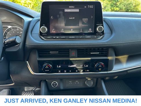 Certified 2023 Nissan Rogue SV AWD/4WD image 11