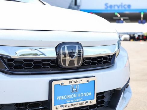 Used 2021 Honda Clarity Plug-In Hybrid image 3