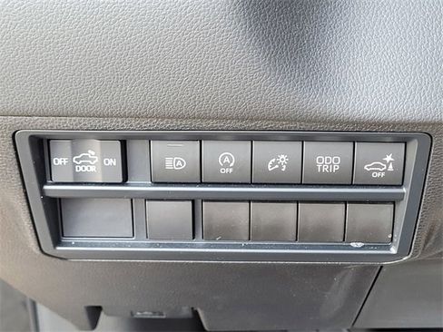 Used 2025 Toyota Tundra Limited image 16