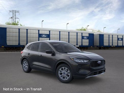 New 2026 Ford Escape Active image 8