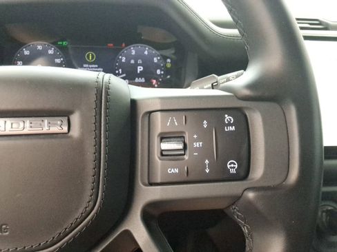 Used 2023 Land Rover Defender 90 X image 25