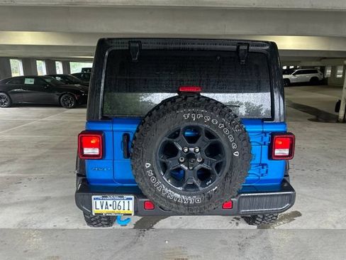 Used 2023 Jeep Wrangler Unlimited w/ Cold Weather Group AWD/4WD image 5