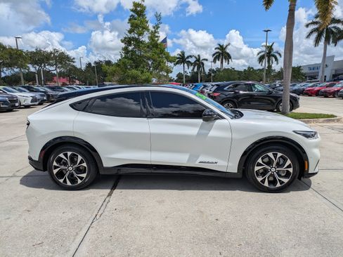 Used 2023 Ford Mustang Mach-E Premium AWD/4WD image 3