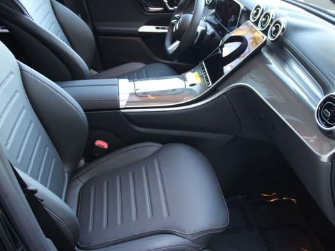 Used 2026 Mercedes-Benz GLC 300 image 30