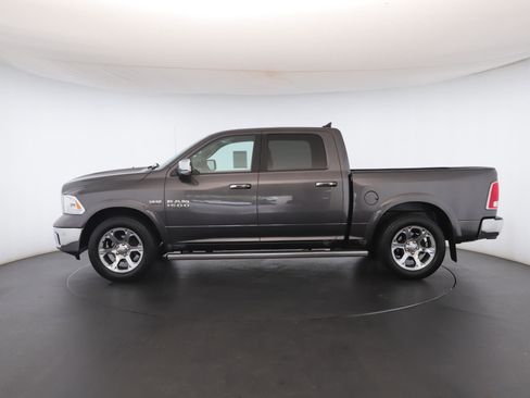 Used 2017 RAM 1500 Laramie w/ Convenience Group image 21