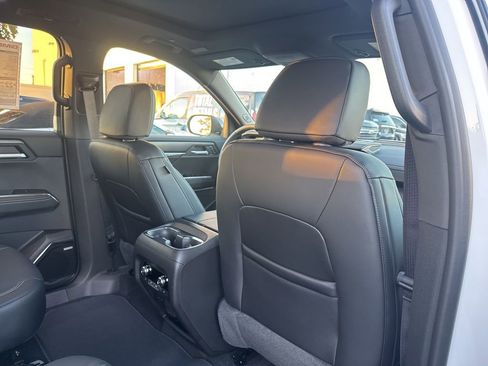 New 2026 GMC Acadia Elevation w/ Black Edition FWD image 26