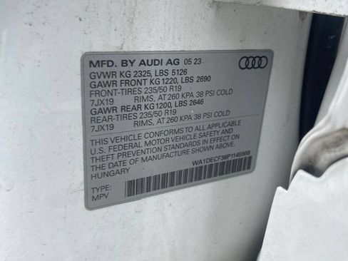 Used 2023 Audi Q3 2.0T Premium w/ Convenience Package AWD/4WD image 10