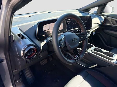 New 2026 Chevrolet Equinox EV RS FWD image 11