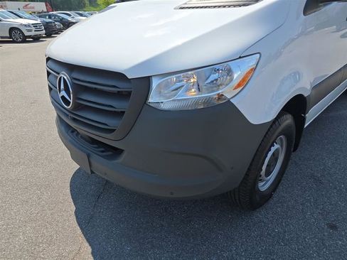 New 2025 Mercedes-Benz Sprinter 2500 image 13