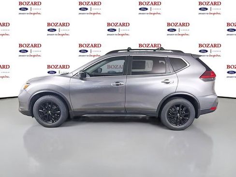 Used 2018 Nissan Rogue SV FWD image 5