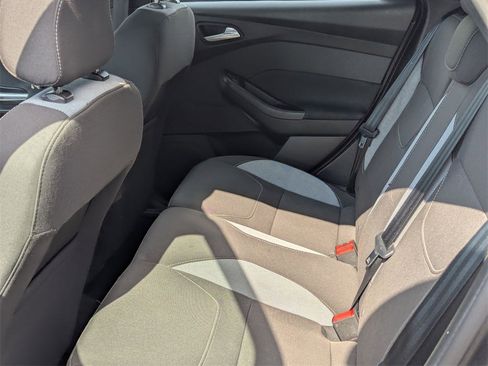 Used 2018 Ford Focus ST image 20