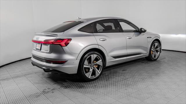 Used 2022 Audi e-tron Prestige w/ Prestige Package AWD/4WD image 7