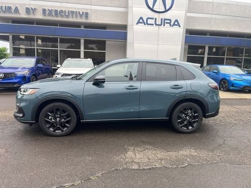 Used 2025 Honda HR-V Sport image 43