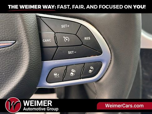 Used 2023 Chrysler 300 Touring L w/ Popular Equipment Group AWD/4WD image 13