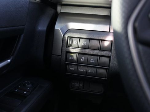 Used 2025 Toyota Tacoma Limited image 24