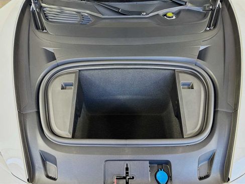 New 2025 Porsche Taycan Turbo AWD/4WD image 51