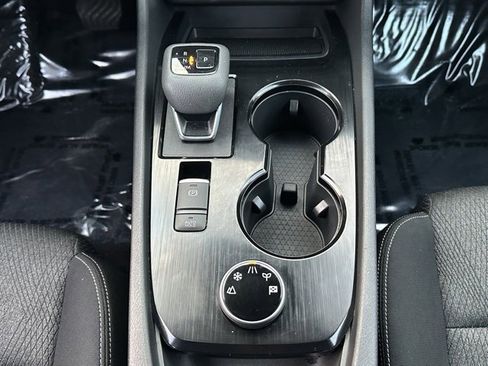 Certified 2025 Nissan Rogue SV image 32