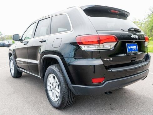 Used 2020 Jeep Grand Cherokee Laredo AWD/4WD image 8