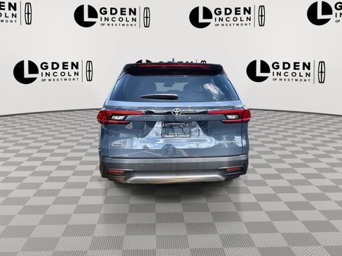 Used 2024 Toyota Grand Highlander AWD image 7