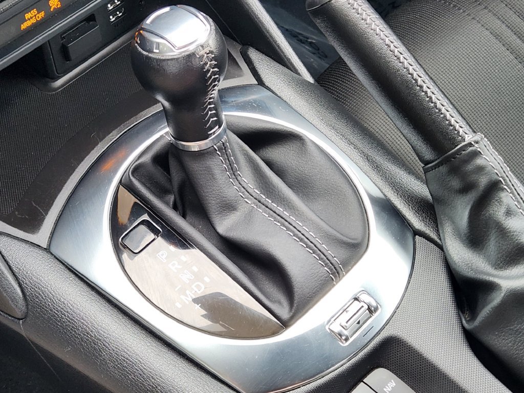 Used 2021 MAZDA MX-5 Miata Sport RWD image 11