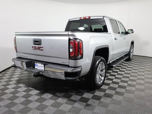 Used 2018 GMC Sierra 1500 SLT w/ SLT Premium Package image 5