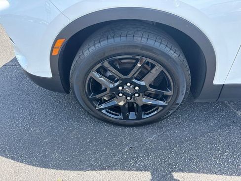 Used 2024 Chevrolet Blazer LT w/ LPO, Floor Liner Package FWD image 12
