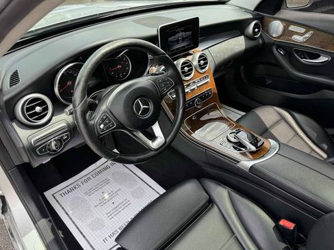 Used 2016 Mercedes-Benz C 300 4MATIC Sedan image 11