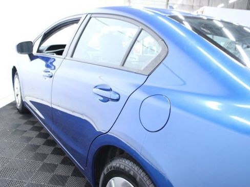 Used 2015 Honda Civic LX image 9
