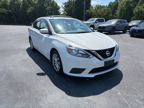 Used 2017 Nissan Sentra SV w/ Style Package FWD image 3