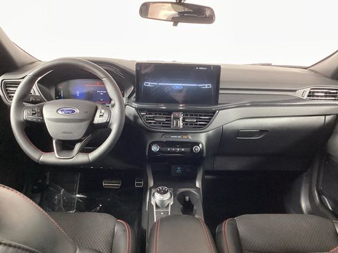 Certified 2023 Ford Escape ST-Line w/ Tech Pack #1 AWD/4WD image 18