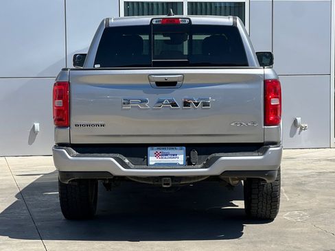 Used 2025 RAM 1500 Big Horn AWD/4WD image 5