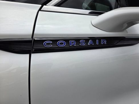Used 2024 Lincoln Corsair Grand Touring AWD/4WD image 23