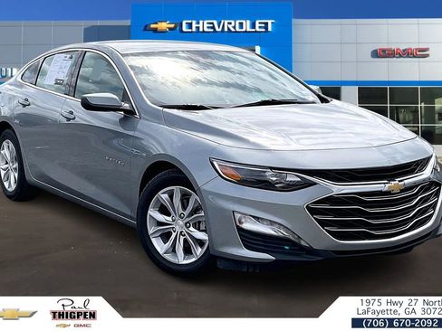 Used 2024 Chevrolet Malibu LT image 1