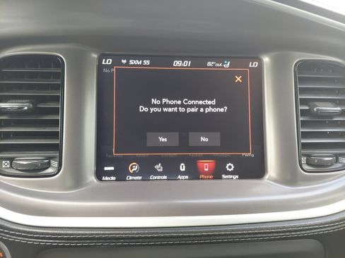 Used 2021 Dodge Charger R/T w/ Plus Group RWD image 15