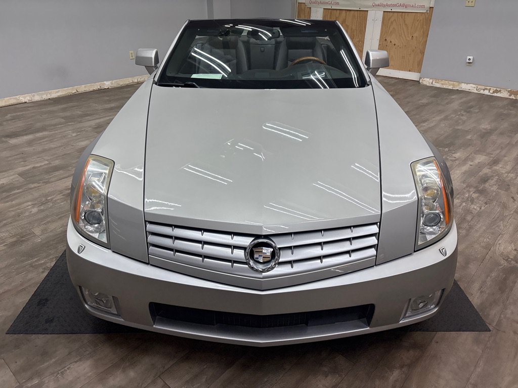 Used 2006 Cadillac XLR RWD image 14
