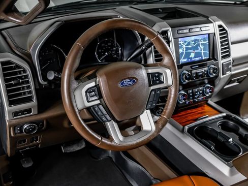 Used 2021 Ford F250 King Ranch w/ King Ranch Ultimate Package AWD/4WD image 15