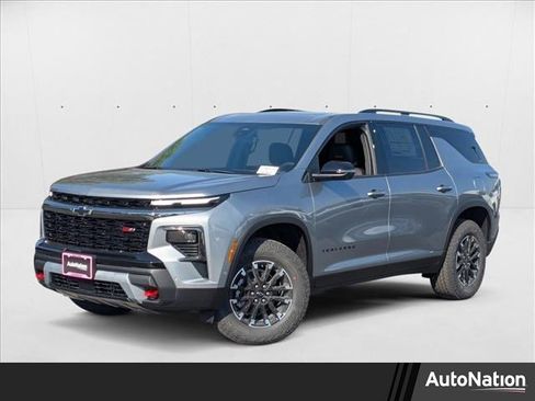 New 2026 Chevrolet Traverse Z71 w/ Enhanced Driving Package image 1