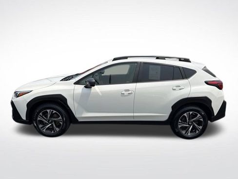 Used 2024 Subaru Crosstrek 2.0i Premium AWD/4WD image 3