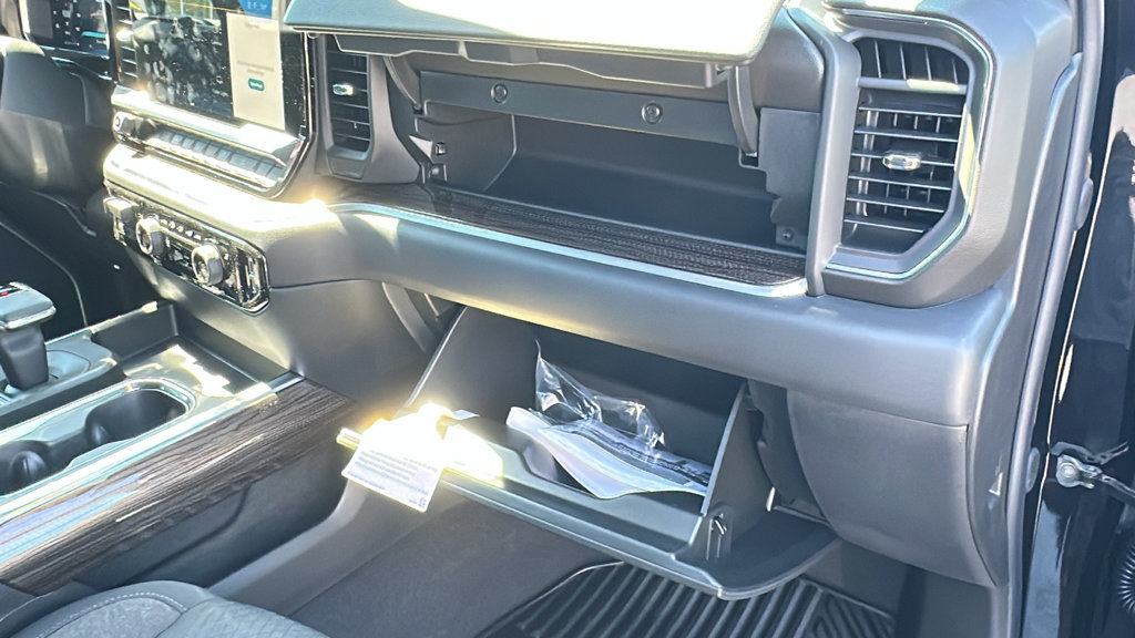 New 2026 Chevrolet Silverado 1500 RST w/ Z71 Off-Road Package AWD/4WD image 30
