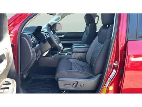 Used 2020 Toyota Tundra SR5 w/ TRD Off-Road Package image 10