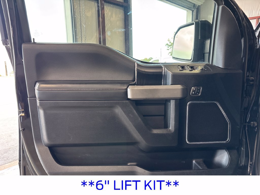 Used 2018 Ford F150 Platinum w/ Equipment Group 701A Luxury AWD/4WD image 35