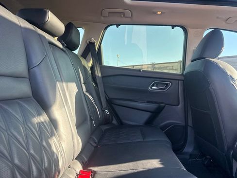Certified 2023 Nissan Rogue Platinum w/ Platinum Premium Package AWD/4WD image 26