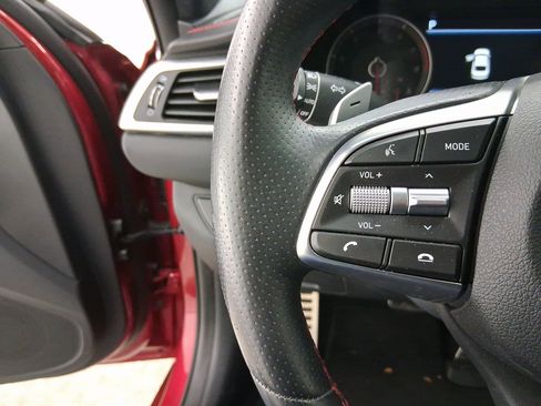 Used 2020 Genesis G70 3.3T w/ Sport Package image 15