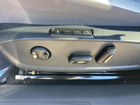 Used 2021 Volkswagen ID.4 Pro S w/ ID.4 Protection Package image 32