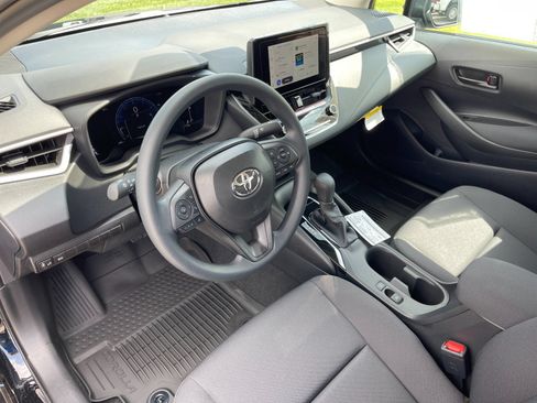 Used 2026 Toyota Corolla LE w/ LE Premium Package FWD image 10